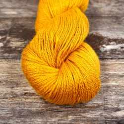 Scrumptious 4 ply Gold 302